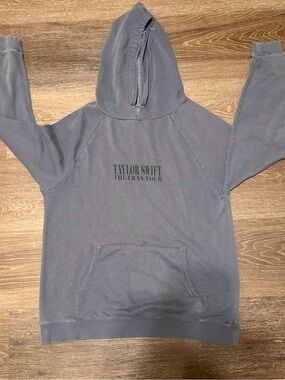 Taylor Swift Light Gray 'The Eras Tour' Logo Tee